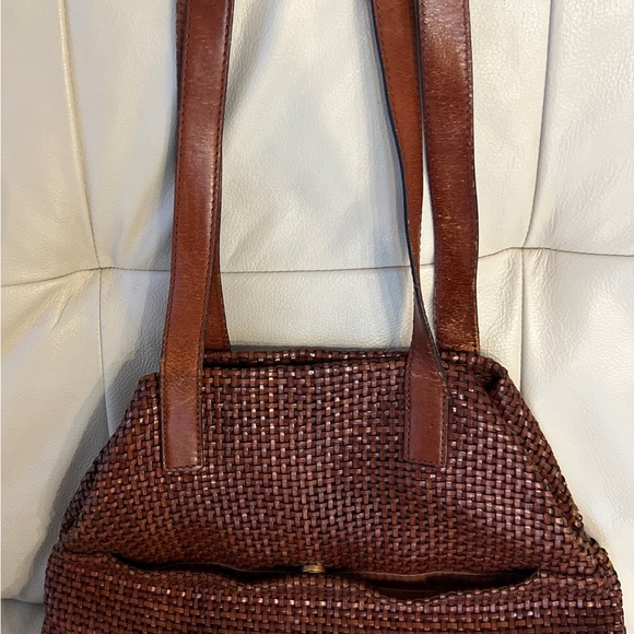 Americana by Sharif Brown Leather, handle is damage, see photos. - Picture 3 of 7